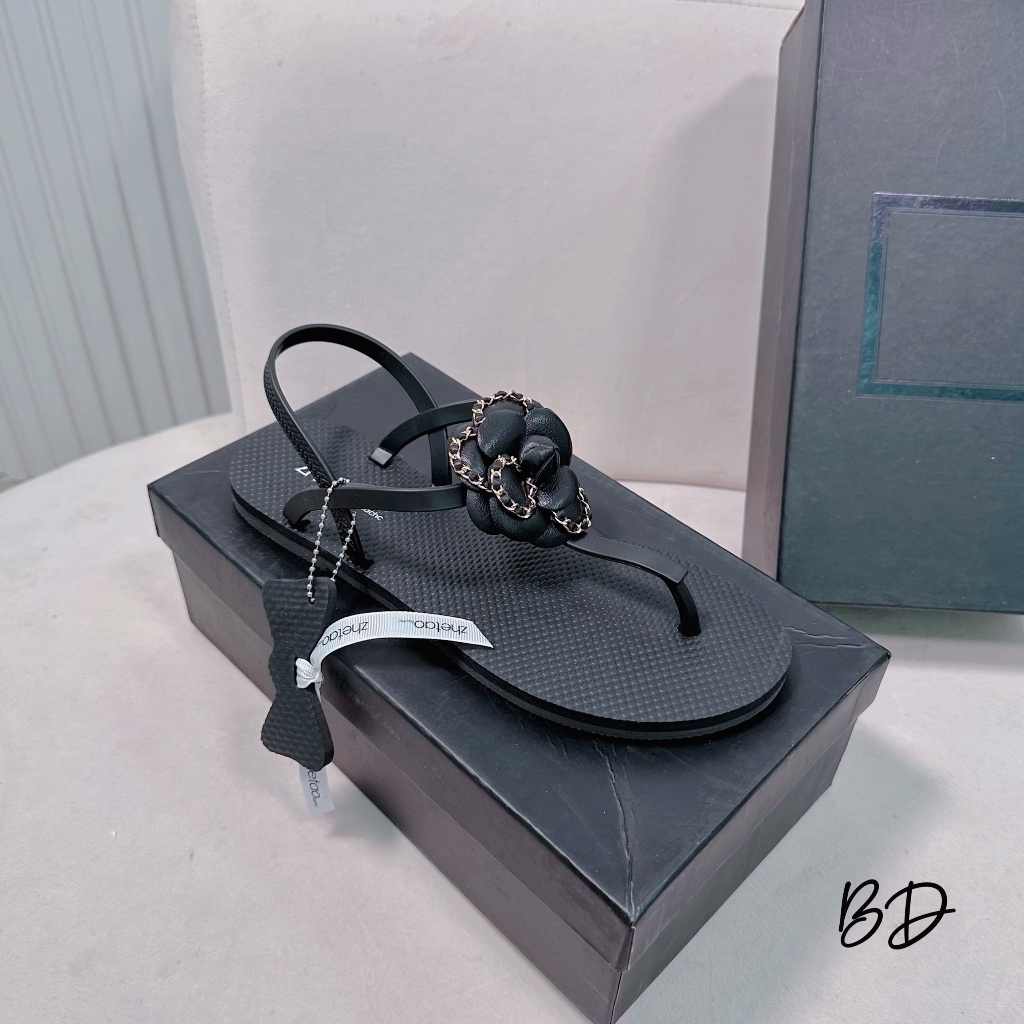 Balance Sandals Hoa Hồng Đen