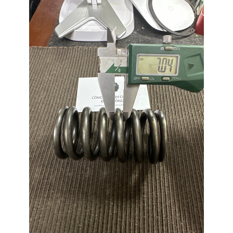 Lò xo nén sợi 7mm đk ngoài 50mm cao 90mm