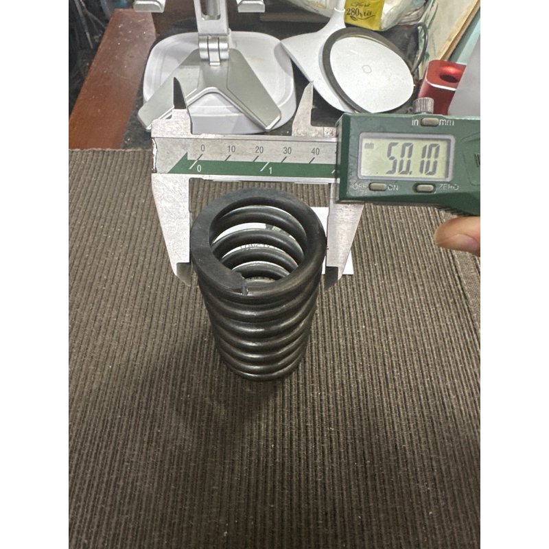 Lò xo nén sợi 7mm đk ngoài 50mm cao 90mm