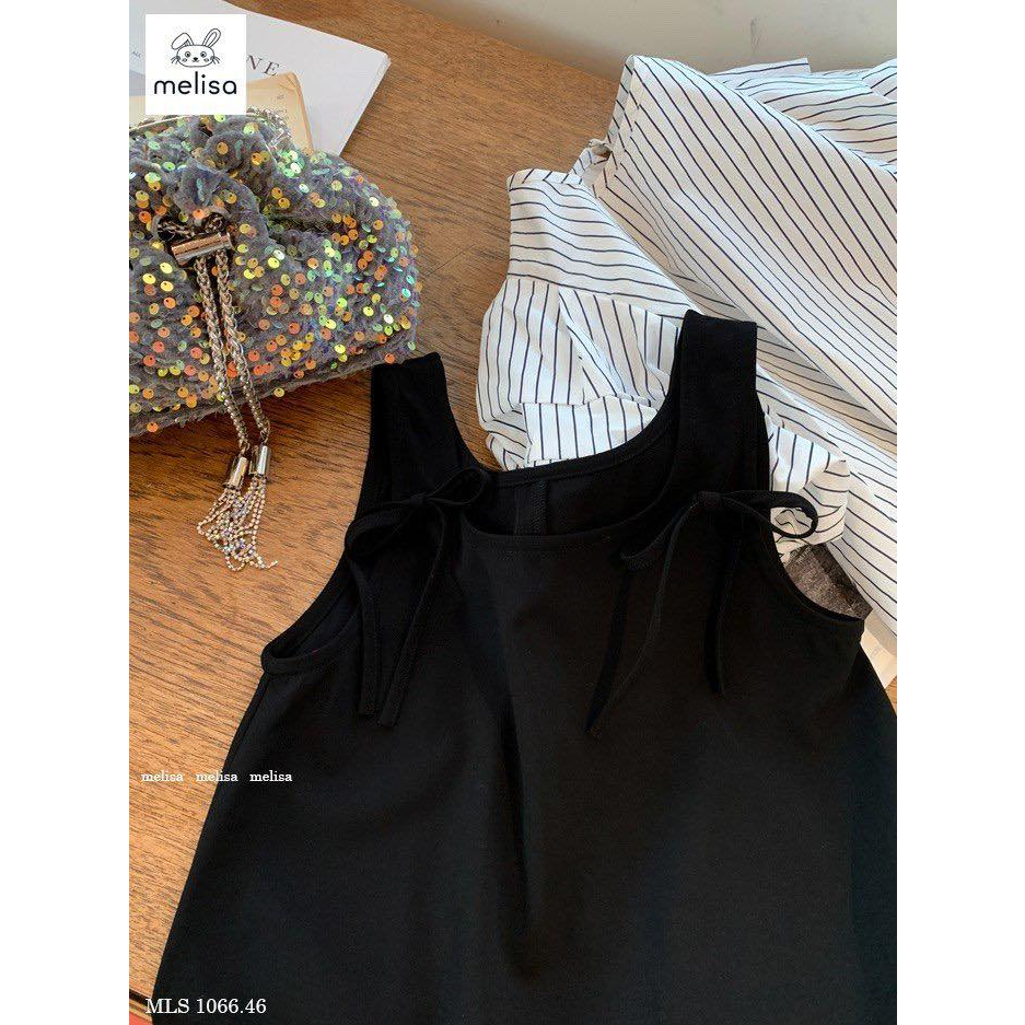 Set áo kẻ kèm yếm đen cho bé