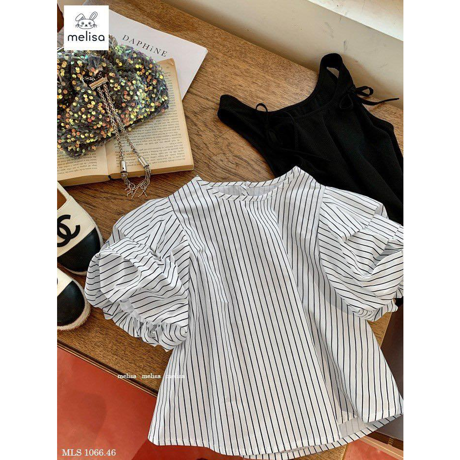 Set áo kẻ kèm yếm đen cho bé