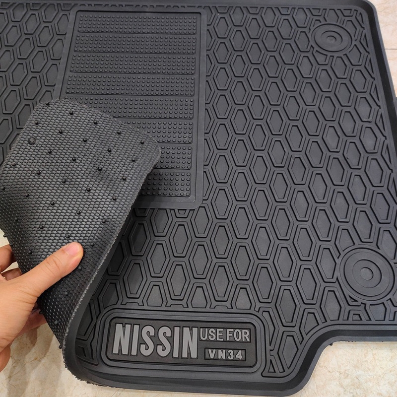 Thảm sàn, lót sàn xe Vinfast VFe34 chất liệu cao su đúc không mùi, không thấm nước