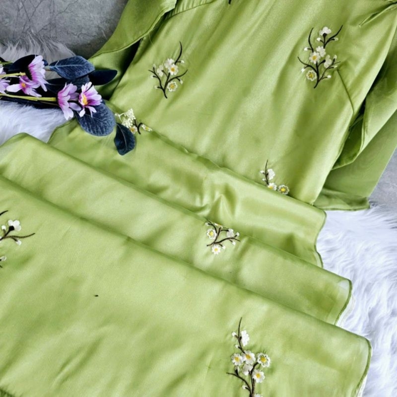 Áo Dài thuê hoa cao cấp đẹp nhẹ nhàng mềm mại hàng thiết kế TN01