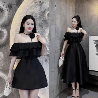 Váy trễ vai phối bèo kèm choker hoa dáng dài, ngắn hai màu đen, trắng Lalita có bigsize mã V30
