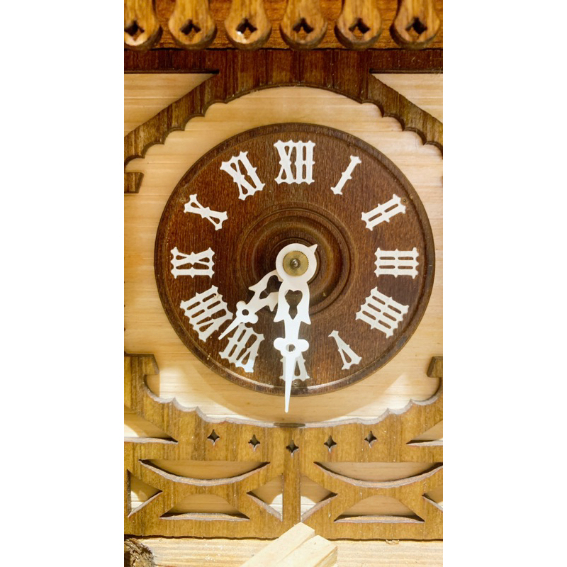 Đồng Hồ Treo Tường Cuckoo  Made In Germany Cót Tuần Mã 1315