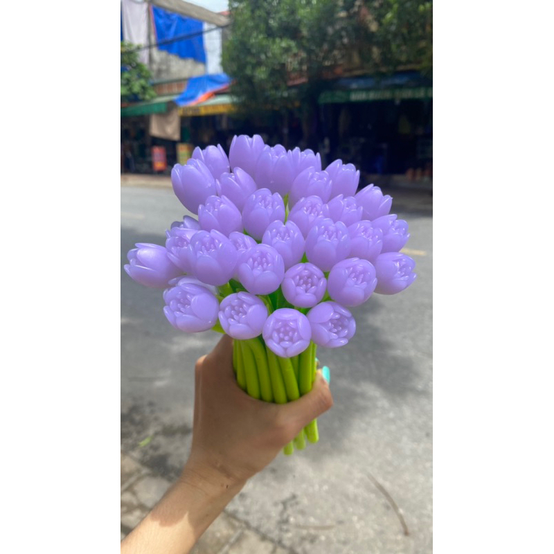 BÚT BI HOA ĐỔI MÀU SIÊU XINH