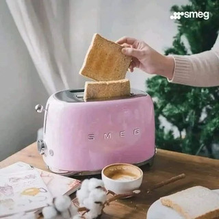 [Hà Hàng Đức] Máy nướng bánh mỳ SMEG TSF01 (BH 12 tháng)