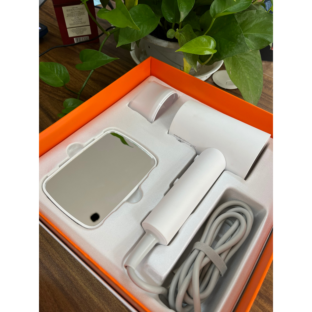 Máy sấy tóc bổ sung ion âm Xiaomi Mijia Yueli RCY-208MW 1800W tặng Gương mini và hộp quà, chống xù rối tóc