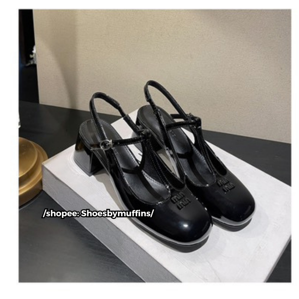 Giày Mary Jane mũi tròn hở gót Miumiu mẫu mới nhất 2023