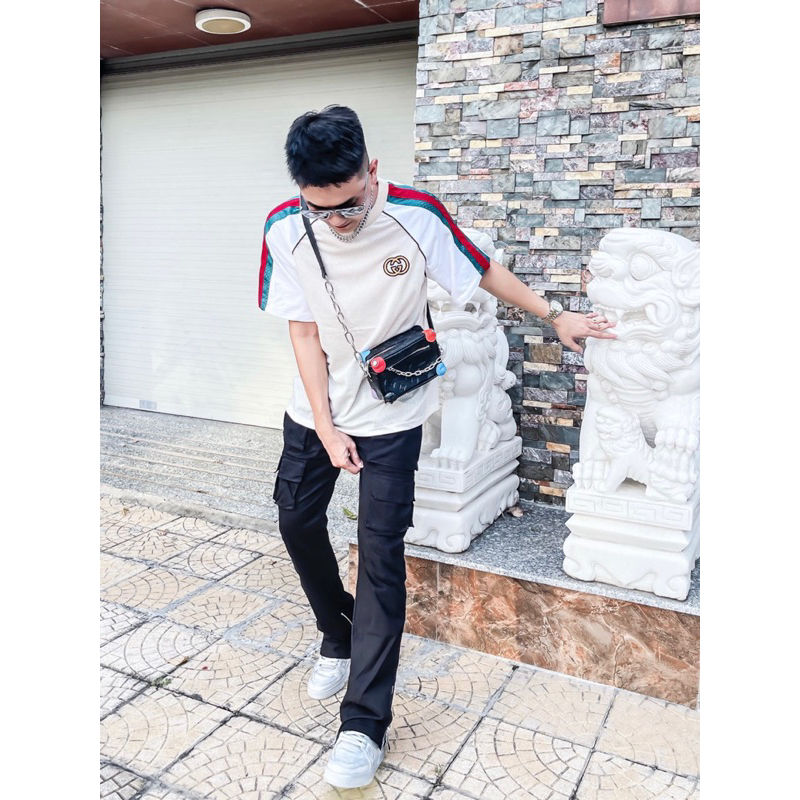 Chiếc Jogger DSQ2 ống xuông khoá zip