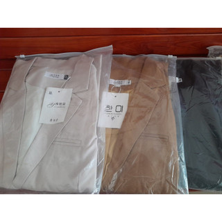 Áo blazer basic 2 lớp có đệm vai - 3 màu kem/đen/nâu