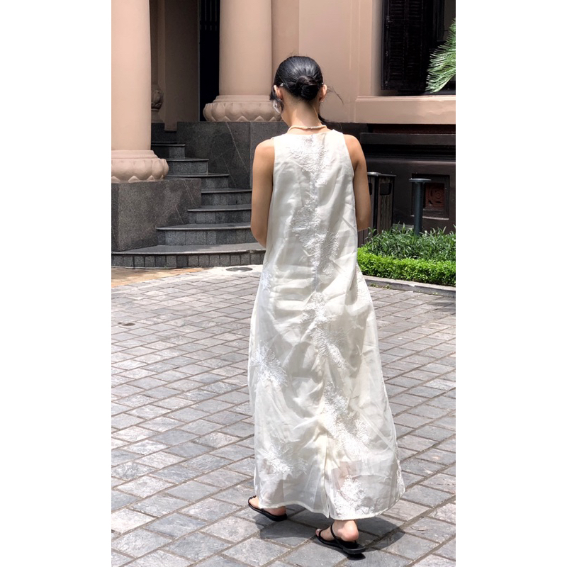 Váy CÚC tơ thêu hoa nổi 2 lớp