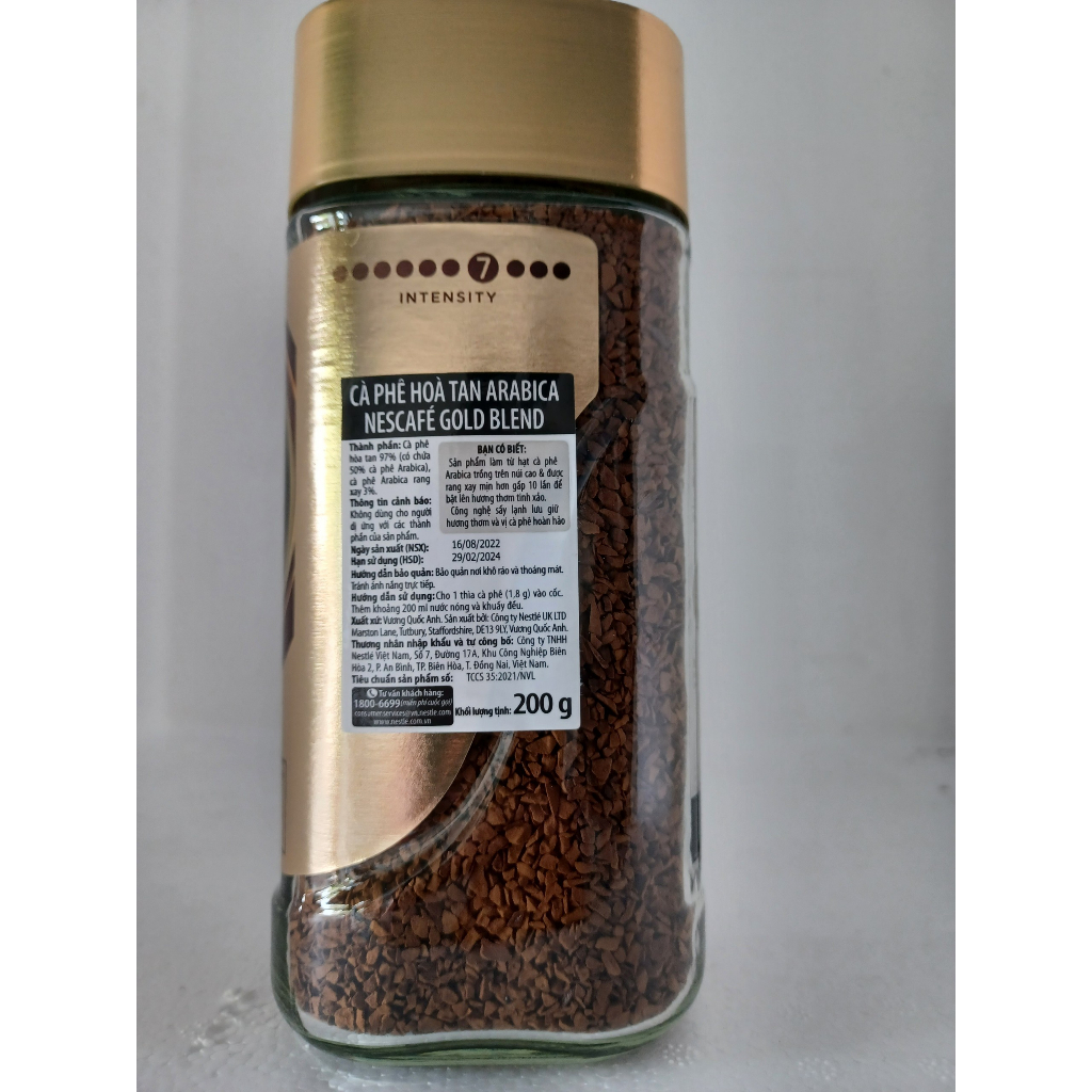 CÀ PHÊ HÒA TAN ARABICA NESCAFE' GOLD BLEND DATE T2/2024