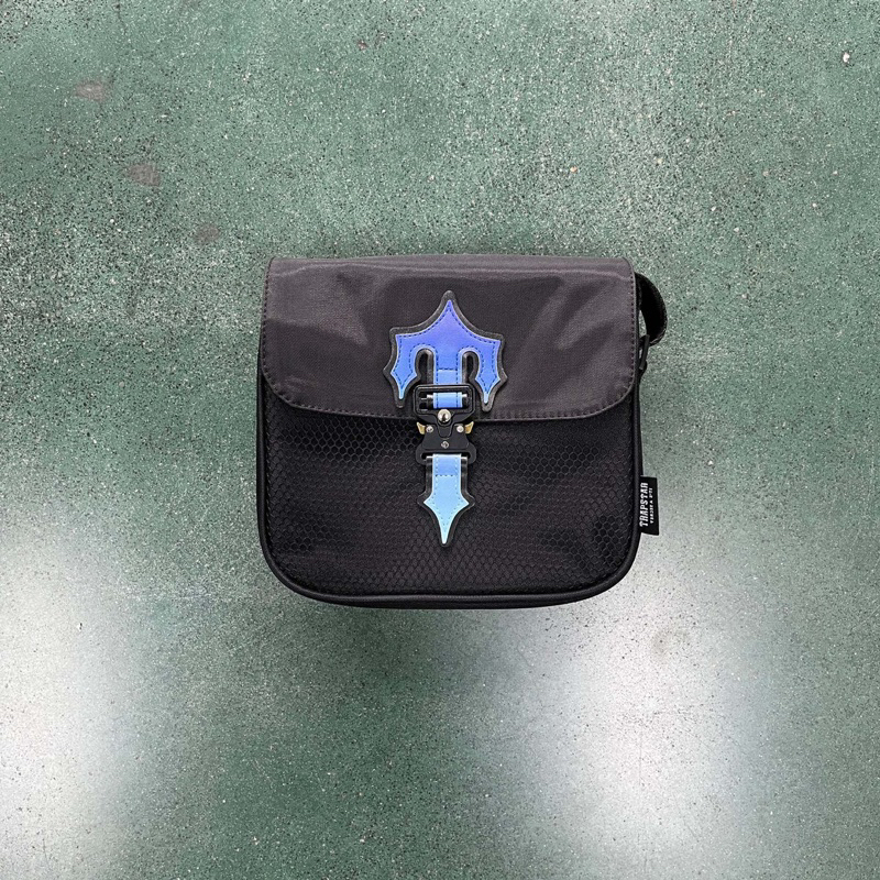 TRAPSTAR BAGS - Túi đeo vai basic logo màu unisex