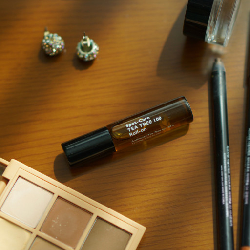 Thanh lăn tràm trà Lazy Society Spotcare Tea-tree 100 roll-on 5.5ml phục hồi làn da cho nam giới, nhập khẩu hàn quốc