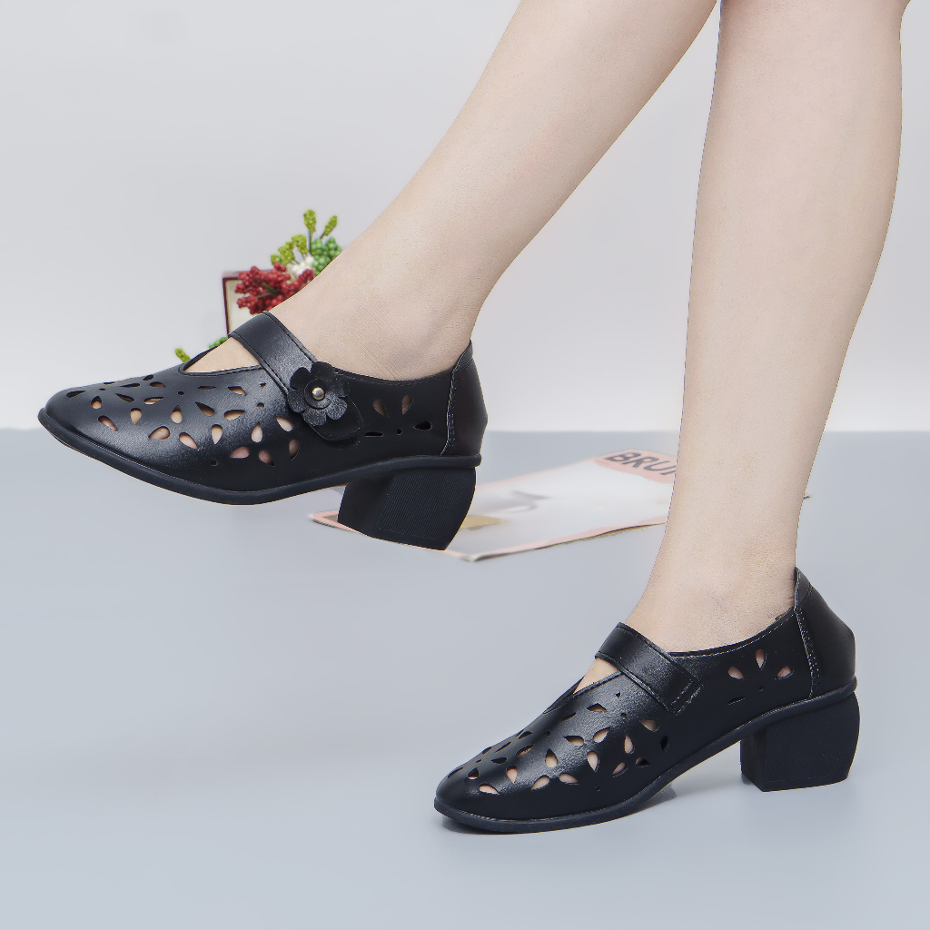 Giày cao gót nữ mũi nhọn đế vuông cao 5 phân màu trắng thiết kế nơ đính đá bít mũi bảo hành 1 năm XN80 TIMAN