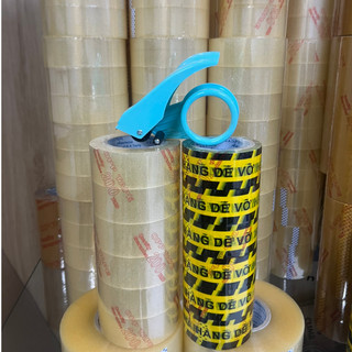 1 cây băng keo 200 yard-1.8kg + 1 cây hàng đễ vỡ + 1 dao cắt keo nhỏ