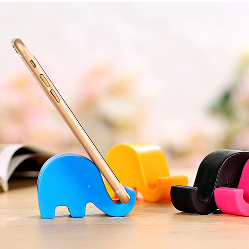 Giá để điện thoại hình voi con kute