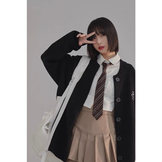 Áo khoác Cardigan gấu from rộng tay dài - N.E.K.K