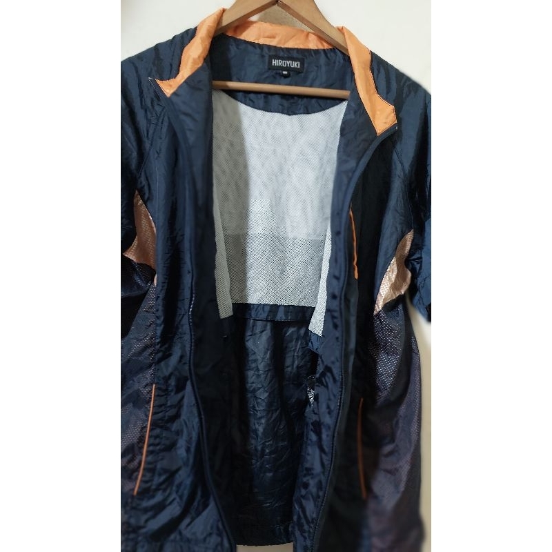 Áo khoác nam 9 gió size L.