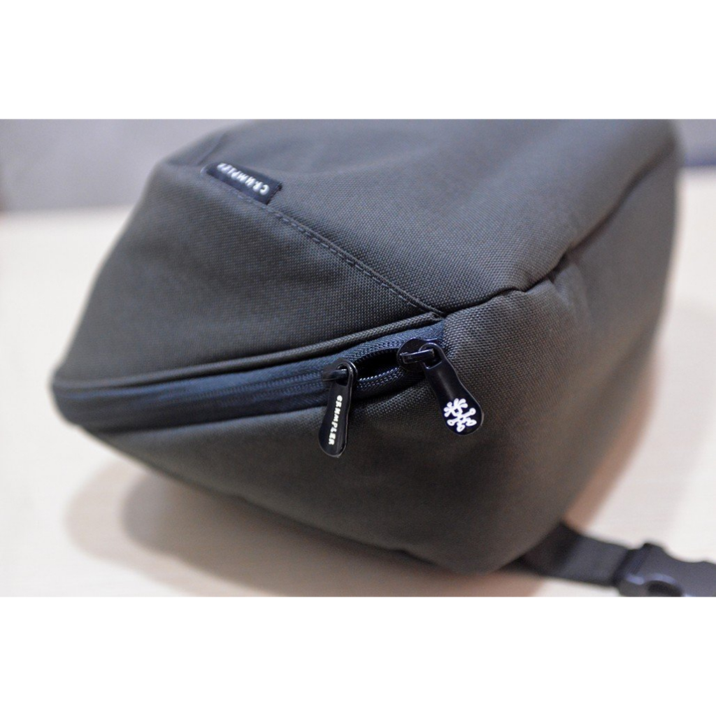 Túi chụp hình đeo chéo - đeo 1 quai đựng máy ảnh crumpler sling M