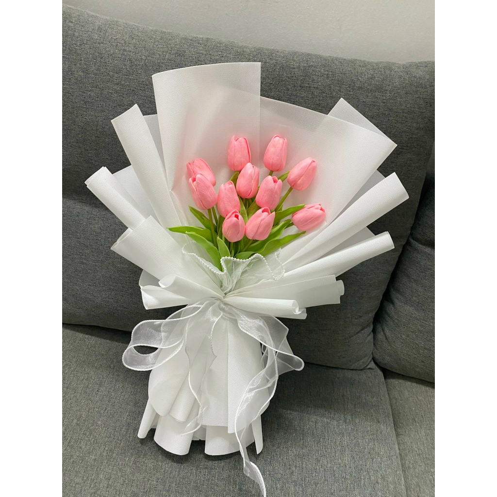 Bó hoa tulip 10 bông giống hoa thật, siêu dễ thương. Quà tặng sinh nhật, 14-2, 8-3, 20-10, 20-11