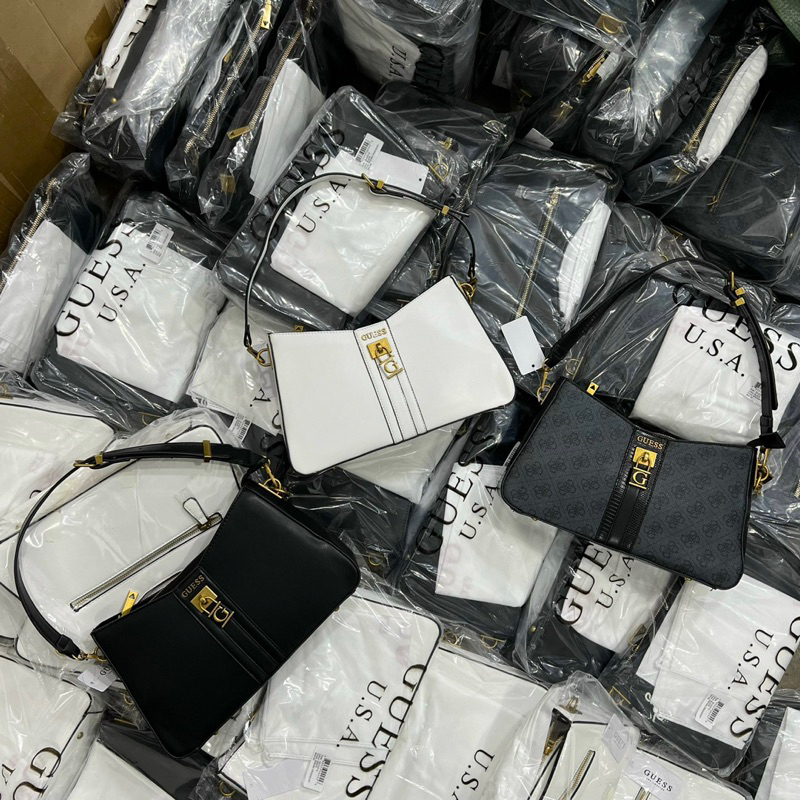 Túi calvin klein kẹp nách