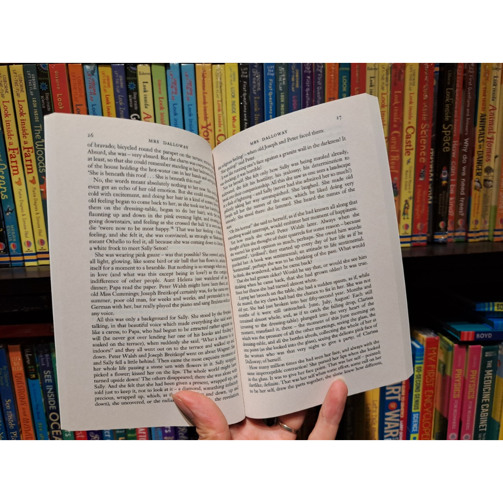 Sách - Mrs Dalloway by Virginia Woolf