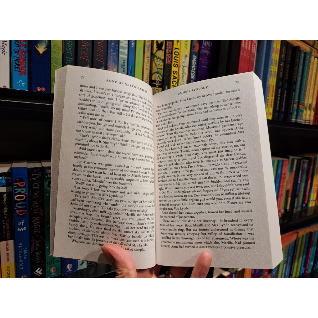 Sách - Anne of Green Gables And Anne of Avonlea