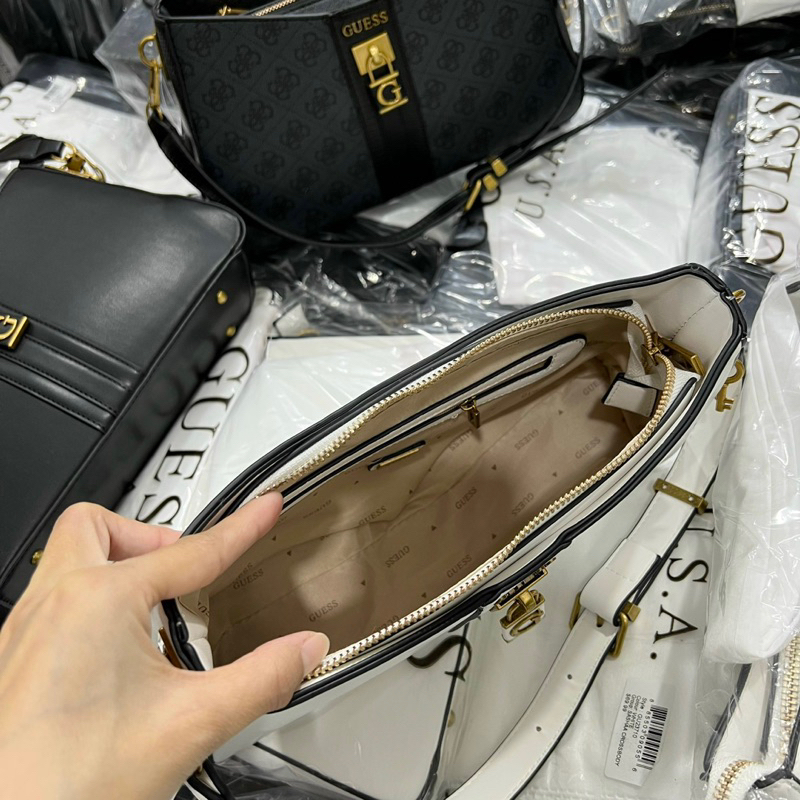 Túi calvin klein kẹp nách