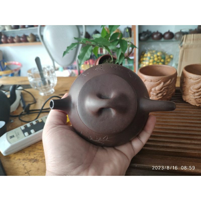 Ấm trà tử sa Nghi Hưng Thạch Biều tử nê 210ml