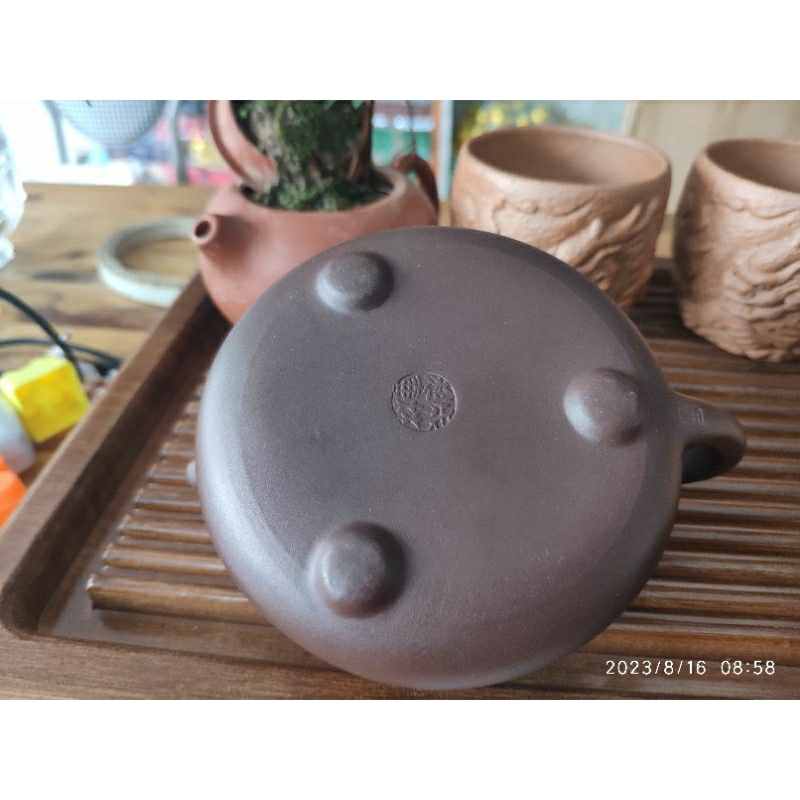 Ấm trà tử sa Nghi Hưng Thạch Biều tử nê 210ml