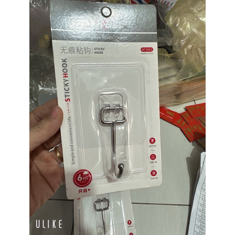 Móc dán tường inox chịu lực tốt, móc dán trong siêu bam dính