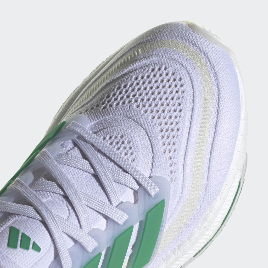 GIÀY THỂ THAO NỮ ULTRABOOST LIGHT adidas