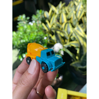 Xe ô tô biến hình rô-bốt mini dễ thương