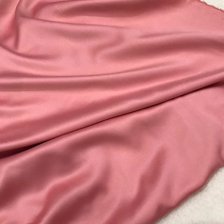 Lụa RuBy Màu Hồng Khổ 1m7 - Chất Mềm Rũ, Mặt Vải Láng, Giãn Nhẹ, Độ Mỏng Vừa - May Đồ Bộ, Đầm Lụa