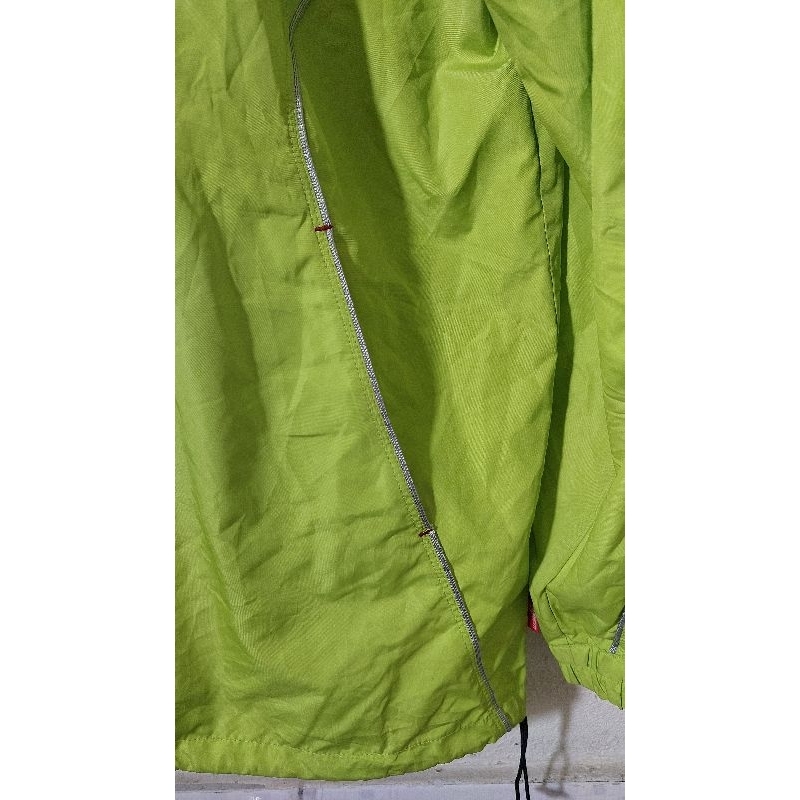 Áo khoác nam 2 size L.