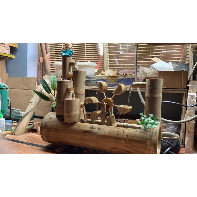 Thác nước phong thuỷ bằng tre: Sơn Thuỷ An Lành