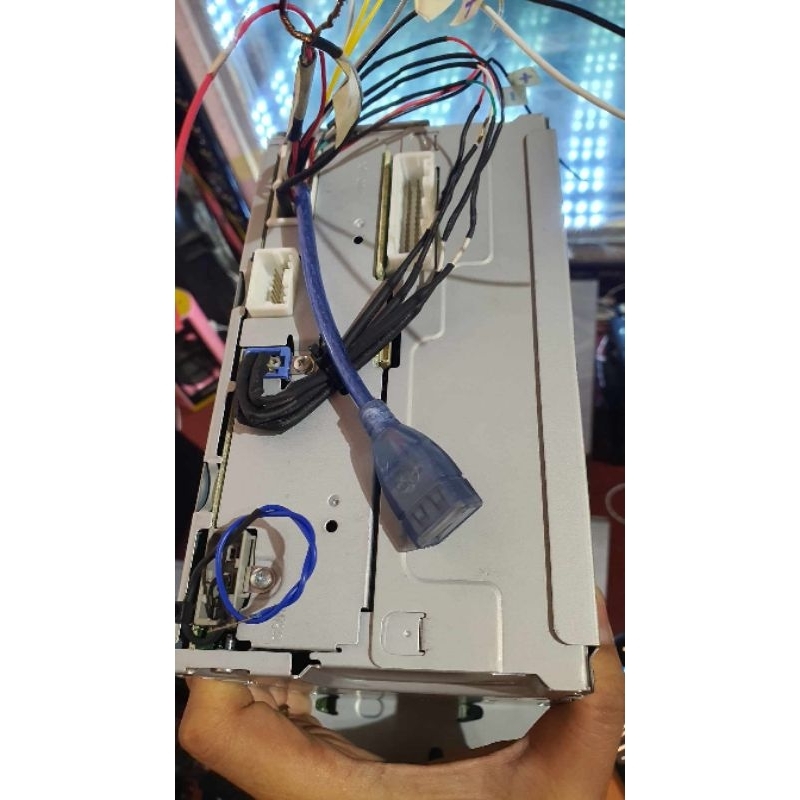 Máy phát nhạc liền Amply xe Nissan  X-Trail, Qashqai . Tính năng Bluetooth,Usb,Aux,cd mp3,Radio.