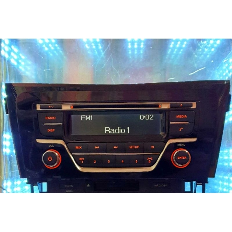 Máy phát nhạc liền Amply xe Nissan  X-Trail, Qashqai . Tính năng Bluetooth,Usb,Aux,cd mp3,Radio.