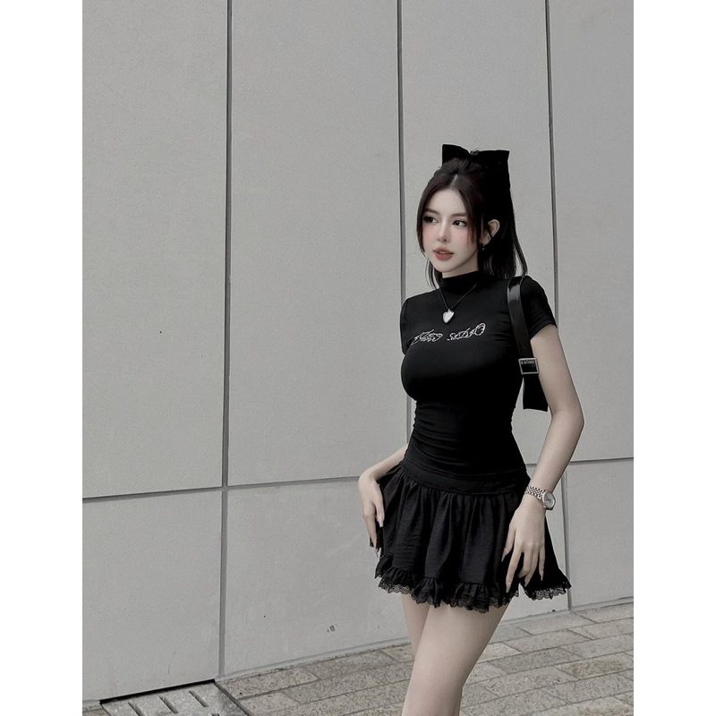 Set Áo Thun Chữ Nổi Kèm Chân Váy Xoè