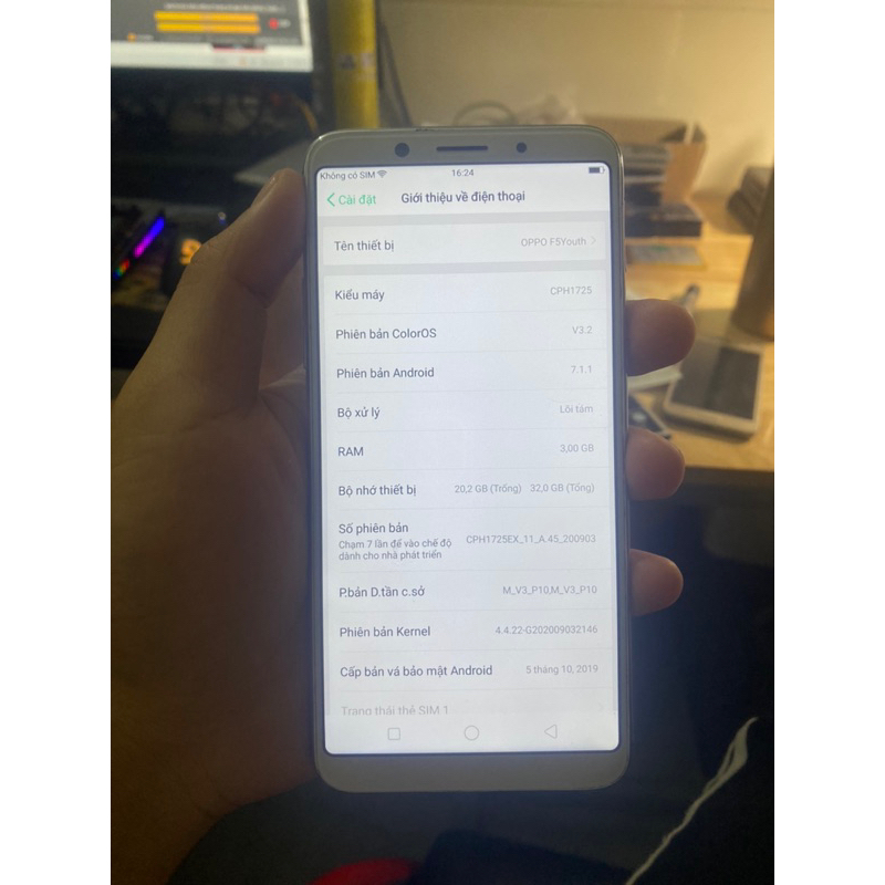 Điện thoại OPPO F5 _đẹp zin. ram 4g/64g