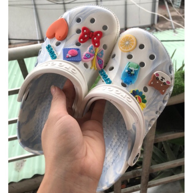 |CHÍNH HÃNG| Dép SỤC CLASSIC CROCS chính hãng XANH DA TRỜI TẶNG STICKER cá tính