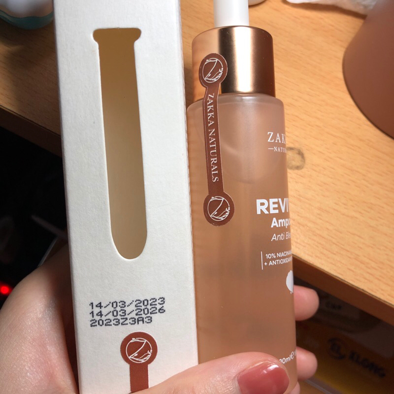 Tinh chất dưỡng da