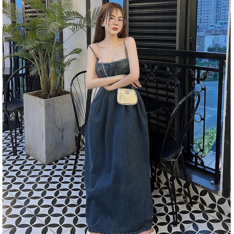 Set Đầm Jean Nữ Dài Cúp Ngực, Váy Jean 2 Dây Chữ a Bo Chun Phía Sau Dáng Xoè Có Túi Kèm Áo Khoác