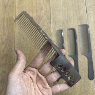 Lược Makar cắt tóc kê lược tóc nam mềm bám tóc cho barbershop-TAMK 806
