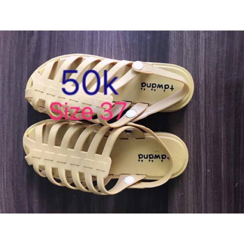 Dép sandal thanh lý