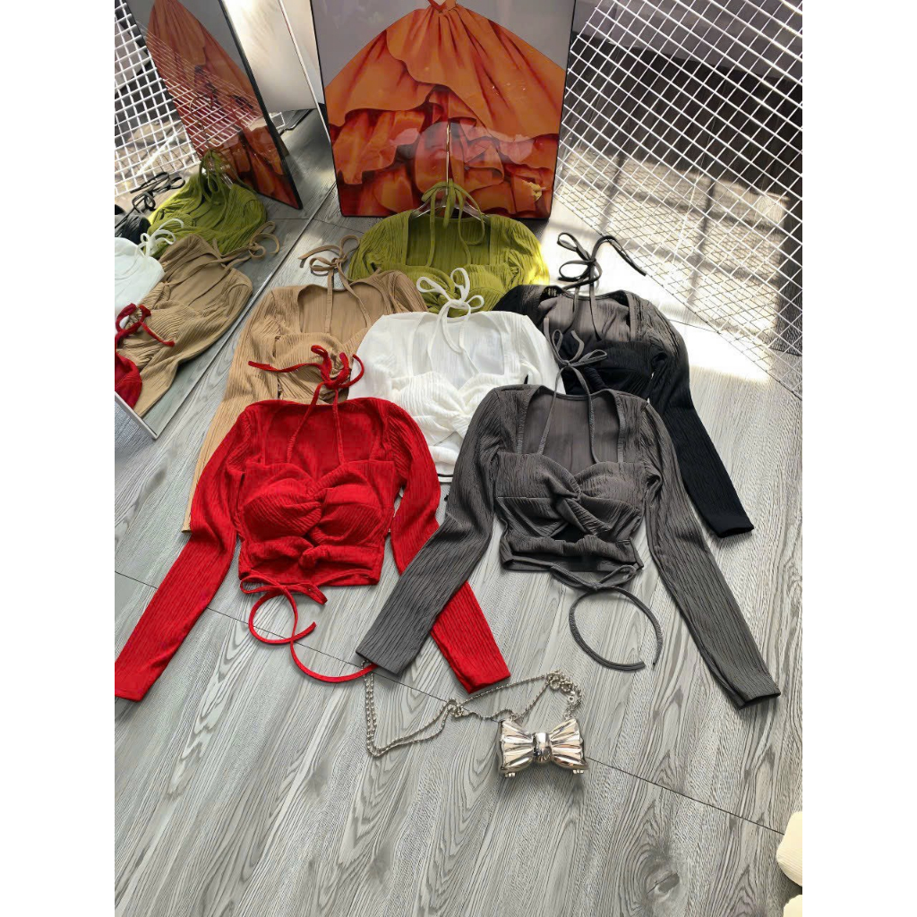 Áo kiểu dáng ngắn tay dài siêu xinh