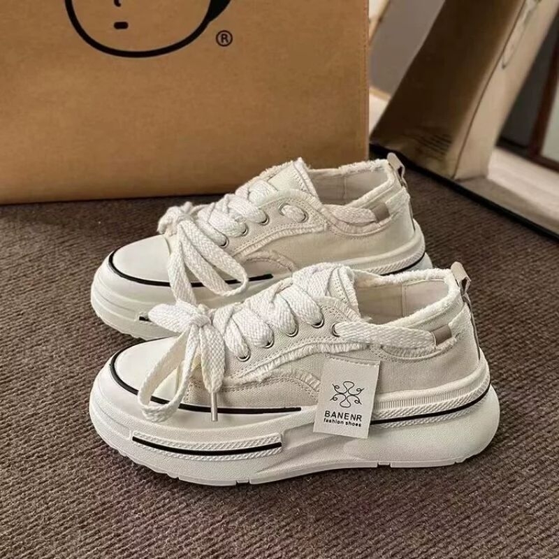 Giày canvas thể thao mẫu mới 3 màu tua rua dây buộc trên