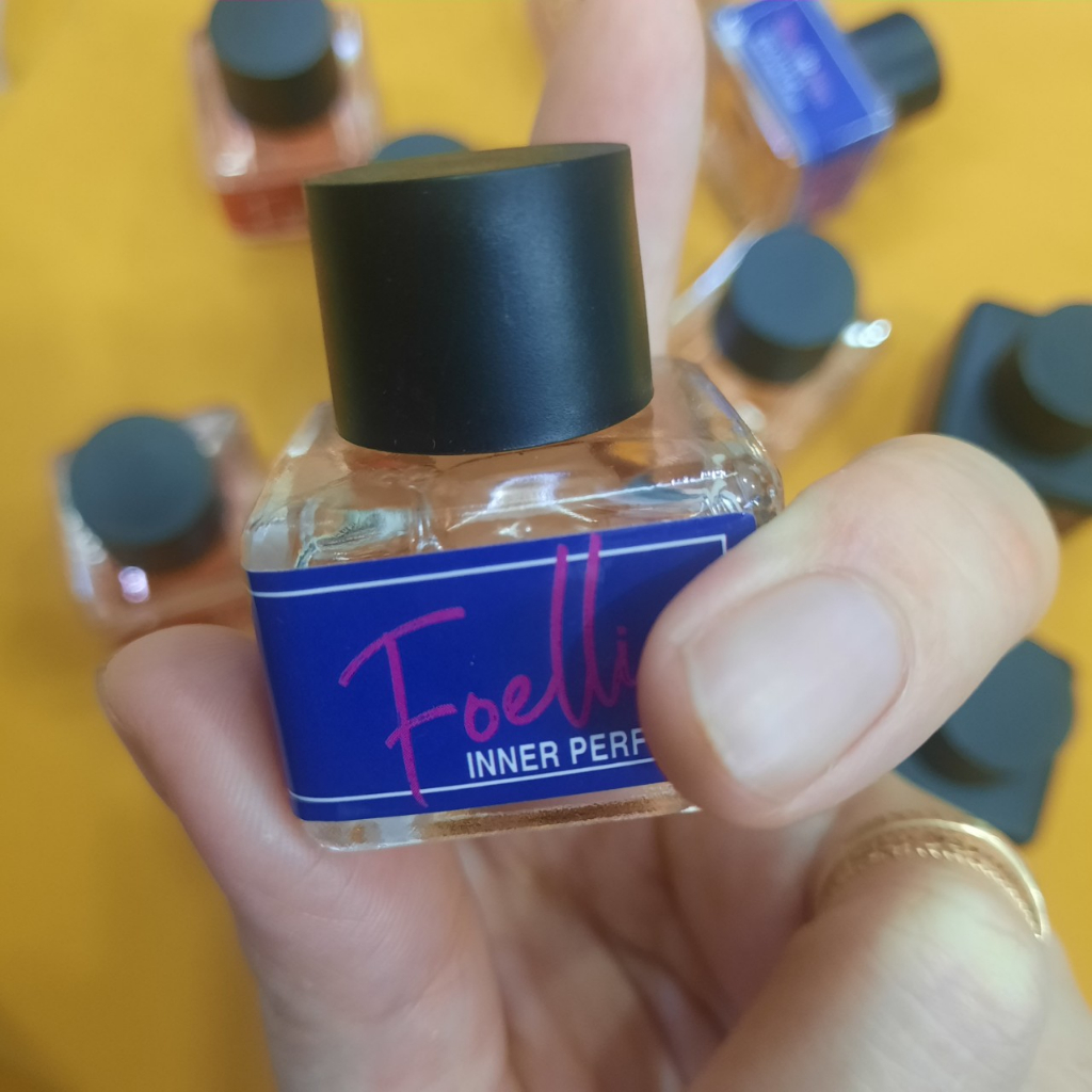 Nước Hoa Vùng Bim FOELLlE 5ml